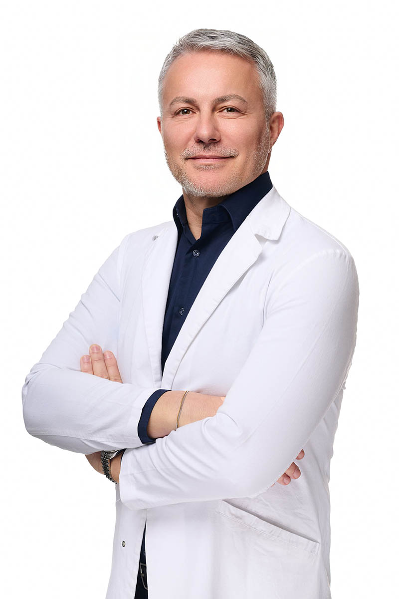 >dr med. Dejan Antonić - sertifikovani lekar estetske medicine