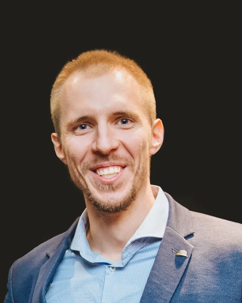 dr Péter Pálházi
